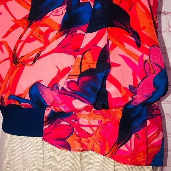 Leifsdottir Anthropologie Malva Floral print top - Picture 8 of 8